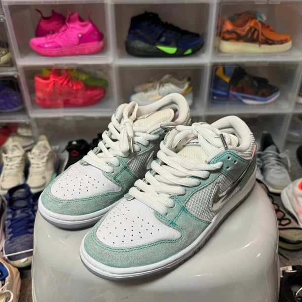 41码/无原盒/Nike Dunk SB 联名款 低帮板鞋/公价1879