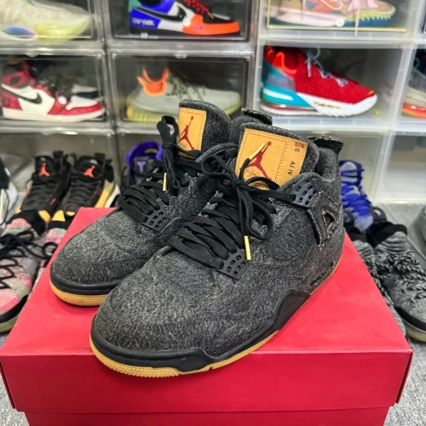 44码/原盒/Aj4  李维斯联名/黑丹宁/公价3899