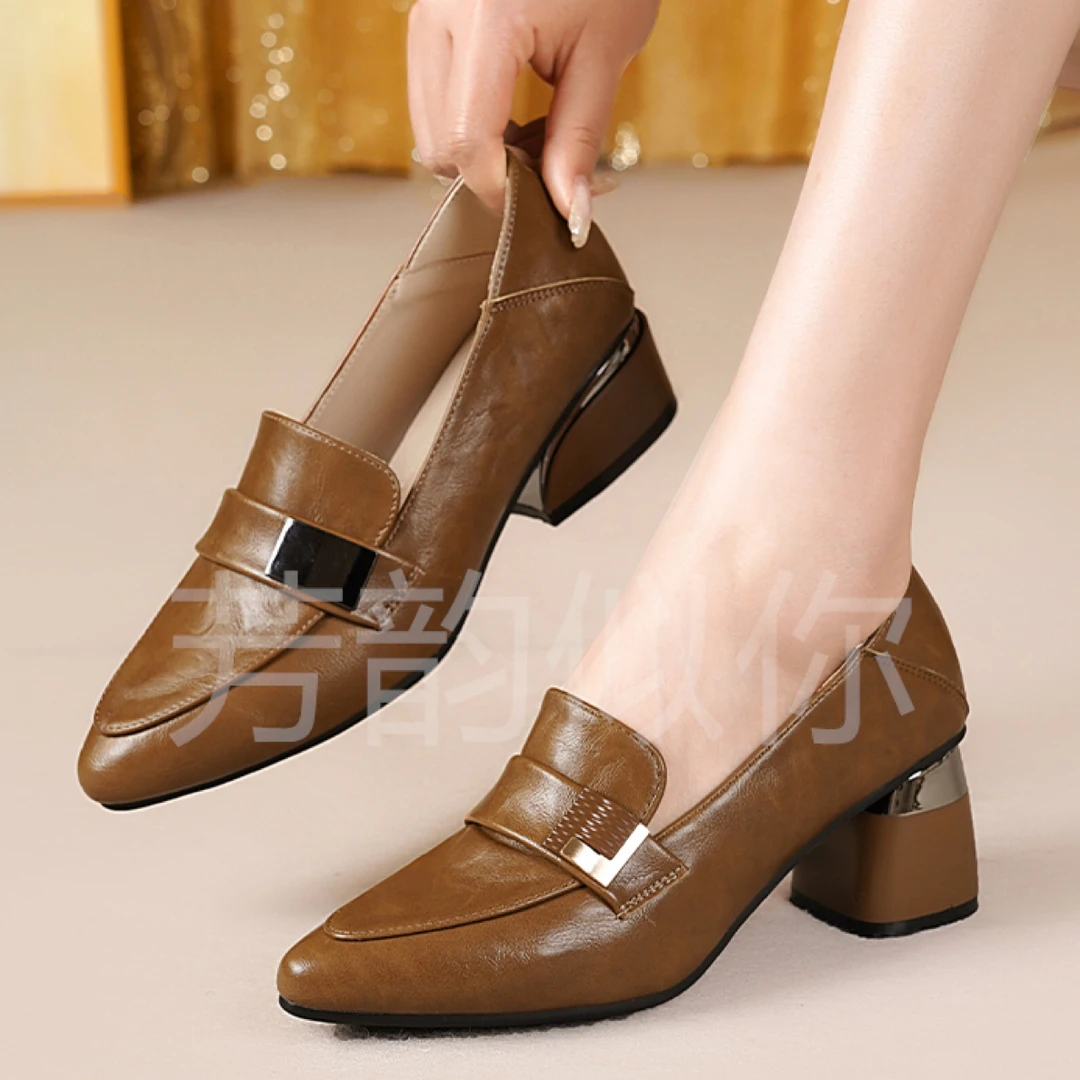 2025新款春秋百搭粗跟中跟舒适女鞋单鞋乐福鞋时尚