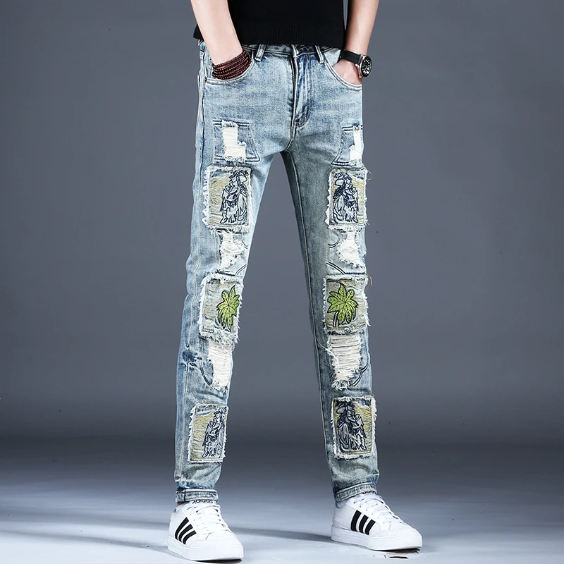 2023新款男士高端潮牌牛仔裤男装欧美破洞刺绣修身小脚裤复古弹力
