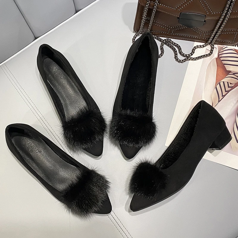 真皮水貂加绒毛毛鞋女冬外穿2025新款尖头豆豆鞋软底单鞋粗跟黑色