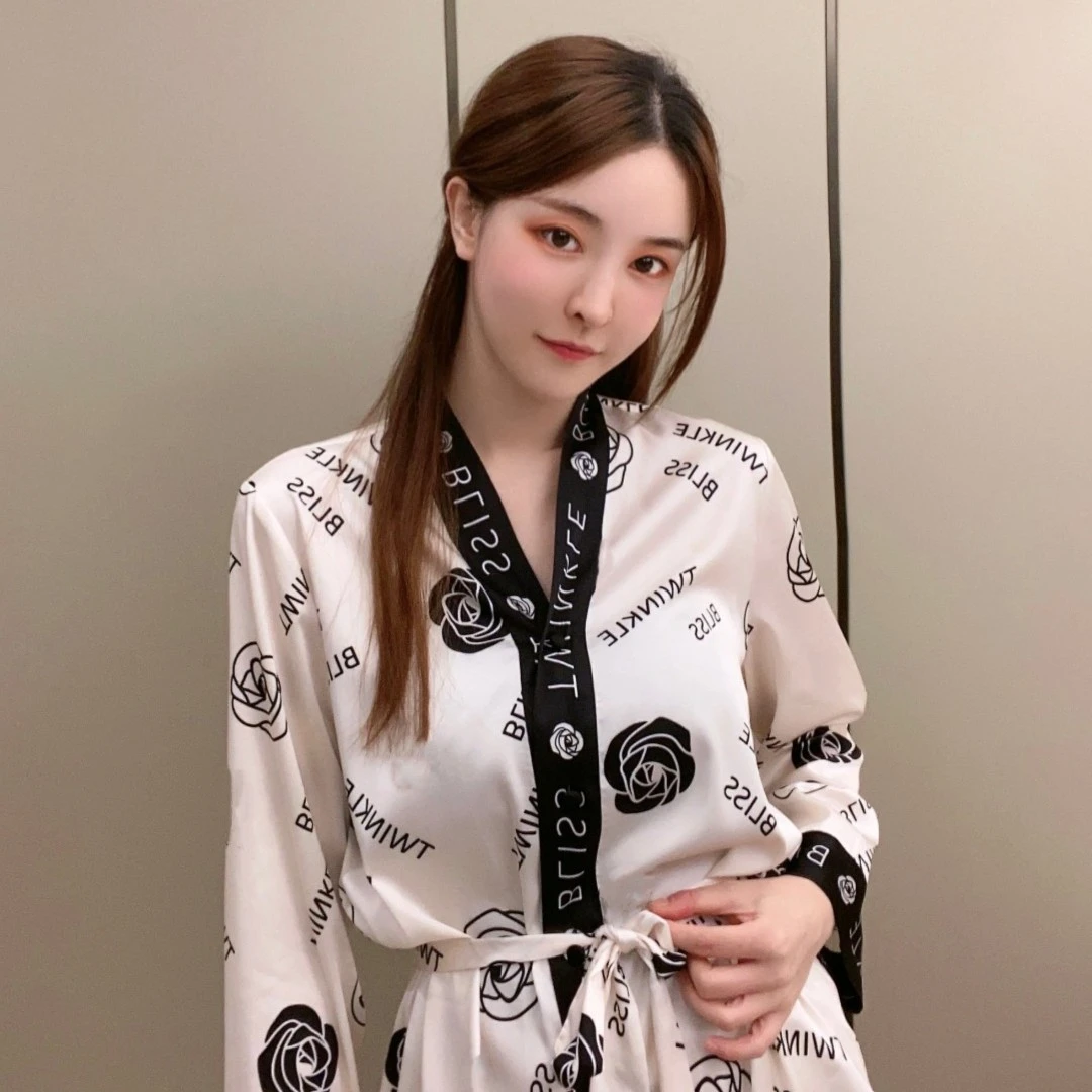 SIEOYJIEA/私迹大榕家《山茶花长袖》时尚高定女款家居服套装
