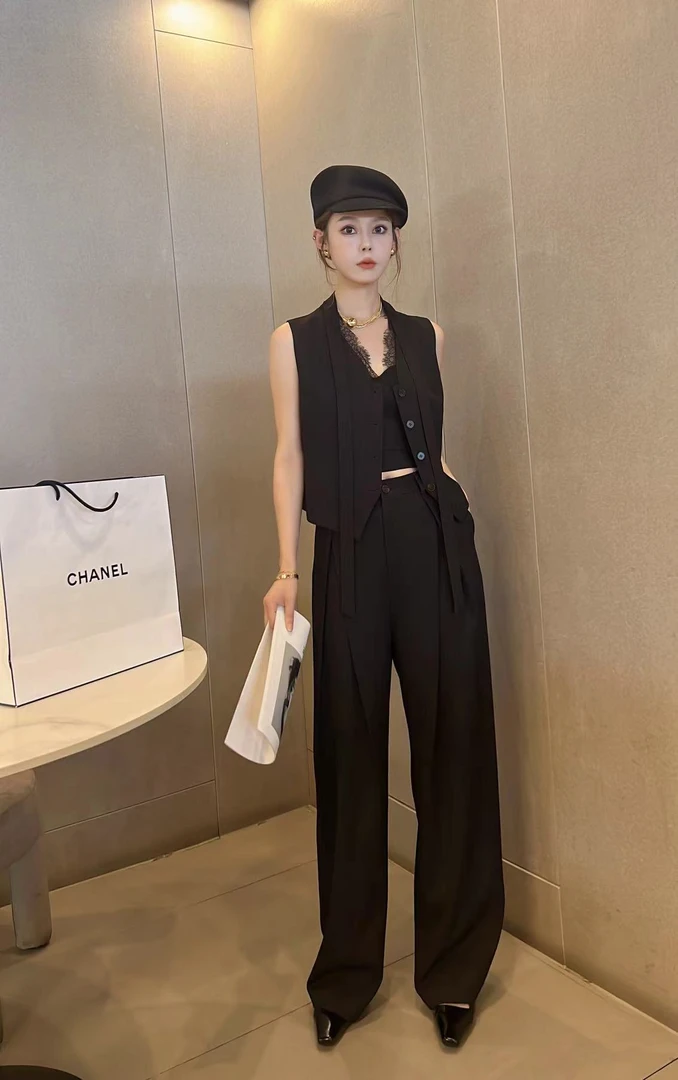 女士时尚套装 西服套装