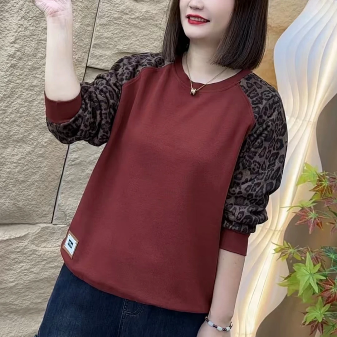 8809秋季新款时尚豹纹拼接时尚减龄衫