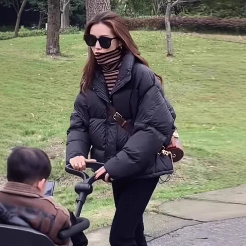 羽绒服女短款冬季2025新款今年爆款加厚小个子白鸭绒面包服外套