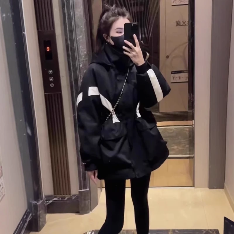 撞色连帽羽绒内胆冲锋外套女2025冬季新款白鸭绒设计感加厚羽绒服