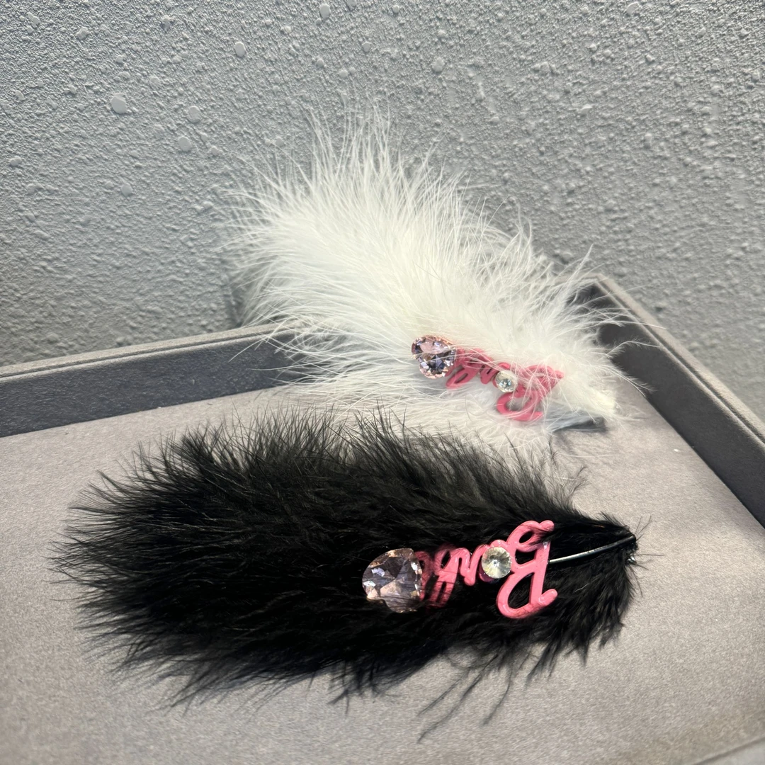 原创设计轻奢小众时尚气质百搭显发量夹碎发刘海夹毛毛夹1910