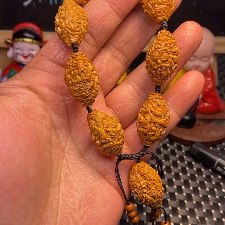 【闪购商品】橄榄核吊坠天上人间