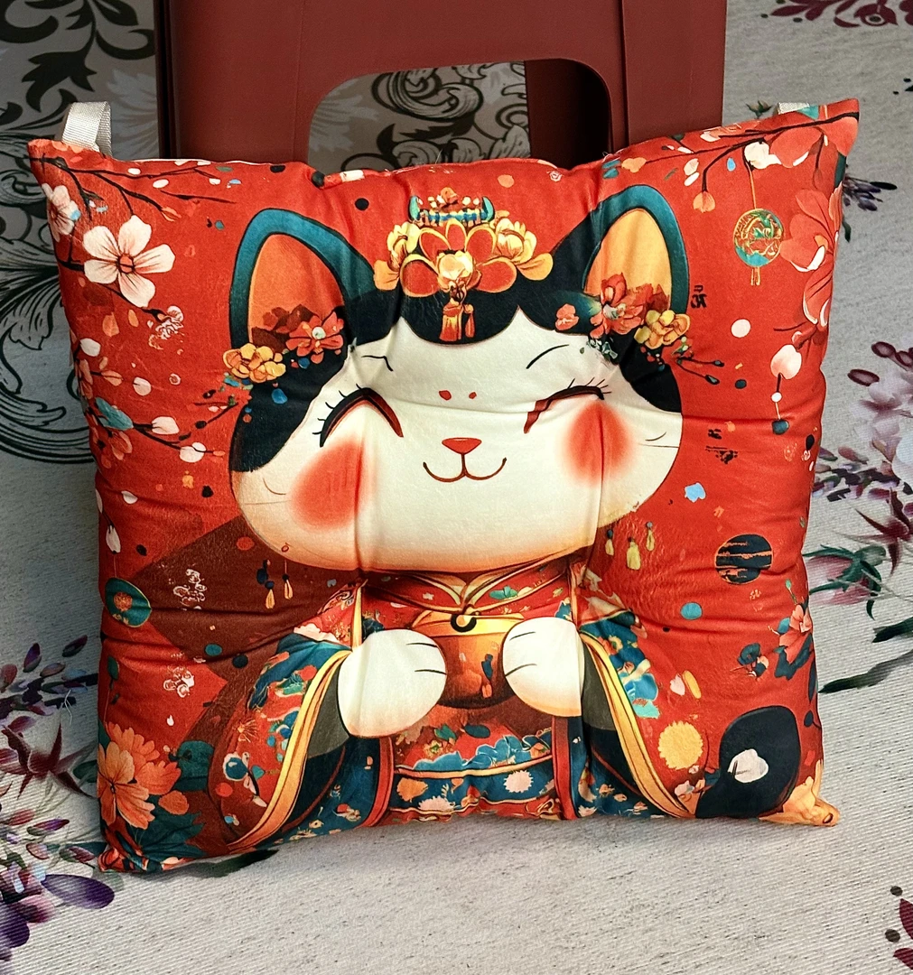 招财猫冬天毛绒坐垫办公室椅子宿舍久坐可爱学生屁股垫家用凳子垫