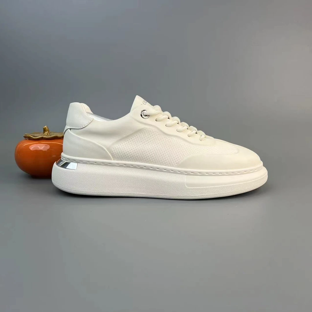 23502品牌断码头层牛皮男士（捡漏）