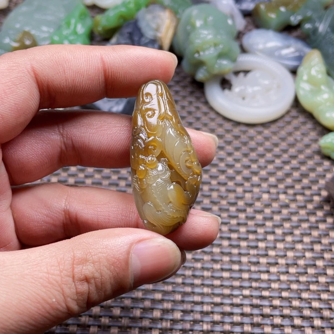 【闪购商品】和田玉挂件未镶嵌清****狼