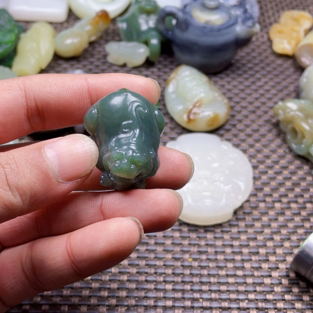 【闪购商品】和田玉挂件未镶嵌虎