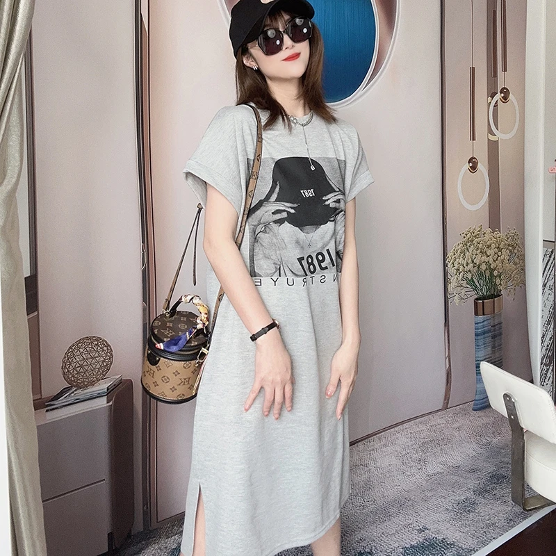 8106百搭宽松遮肚子显瘦休闲简约印花短袖连衣裙女2024夏装新款