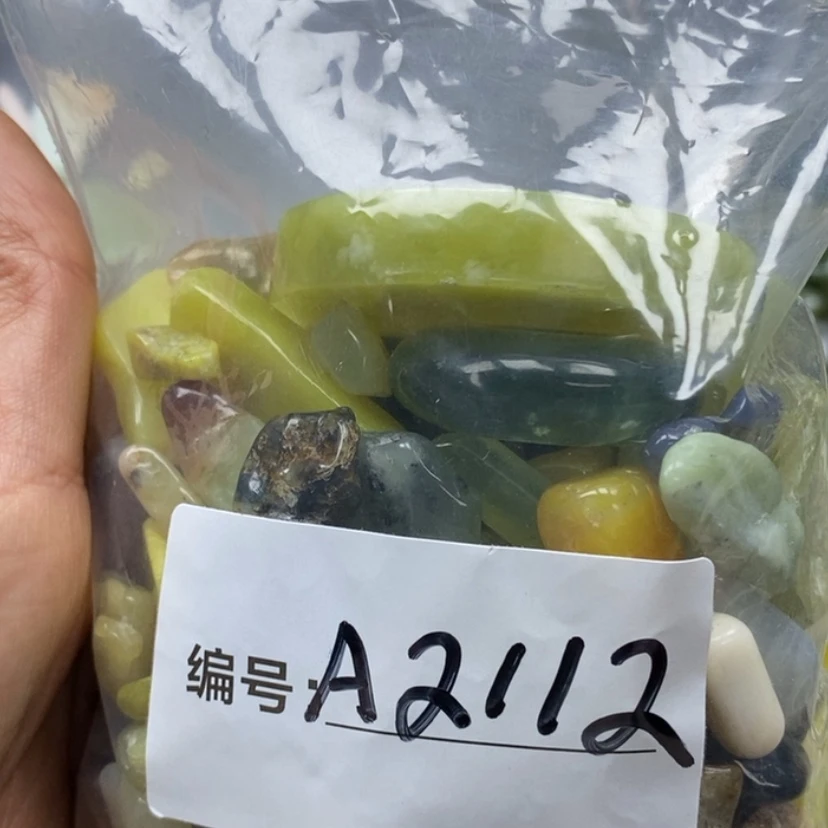 【闪购商品】蛇纹石玉鱼缸石未镶嵌