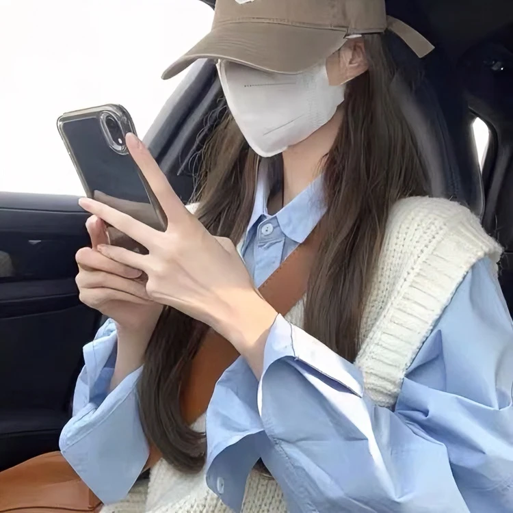 法式蓝色衬衣内搭衬衫两件套马甲2024春季新款女叠穿针织毛衣背心