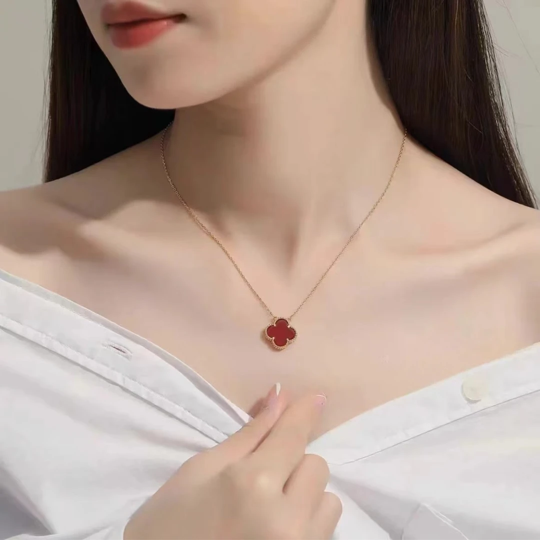JOYDINNY/乔帝尼 钛钢项链 X-006轻奢简约四叶草项链D182J