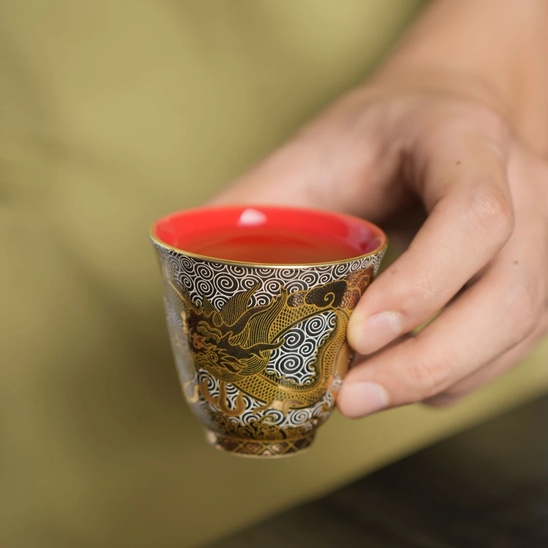 【西泠上新】金银措龙纹玲珑杯（南红釉）HX0276a