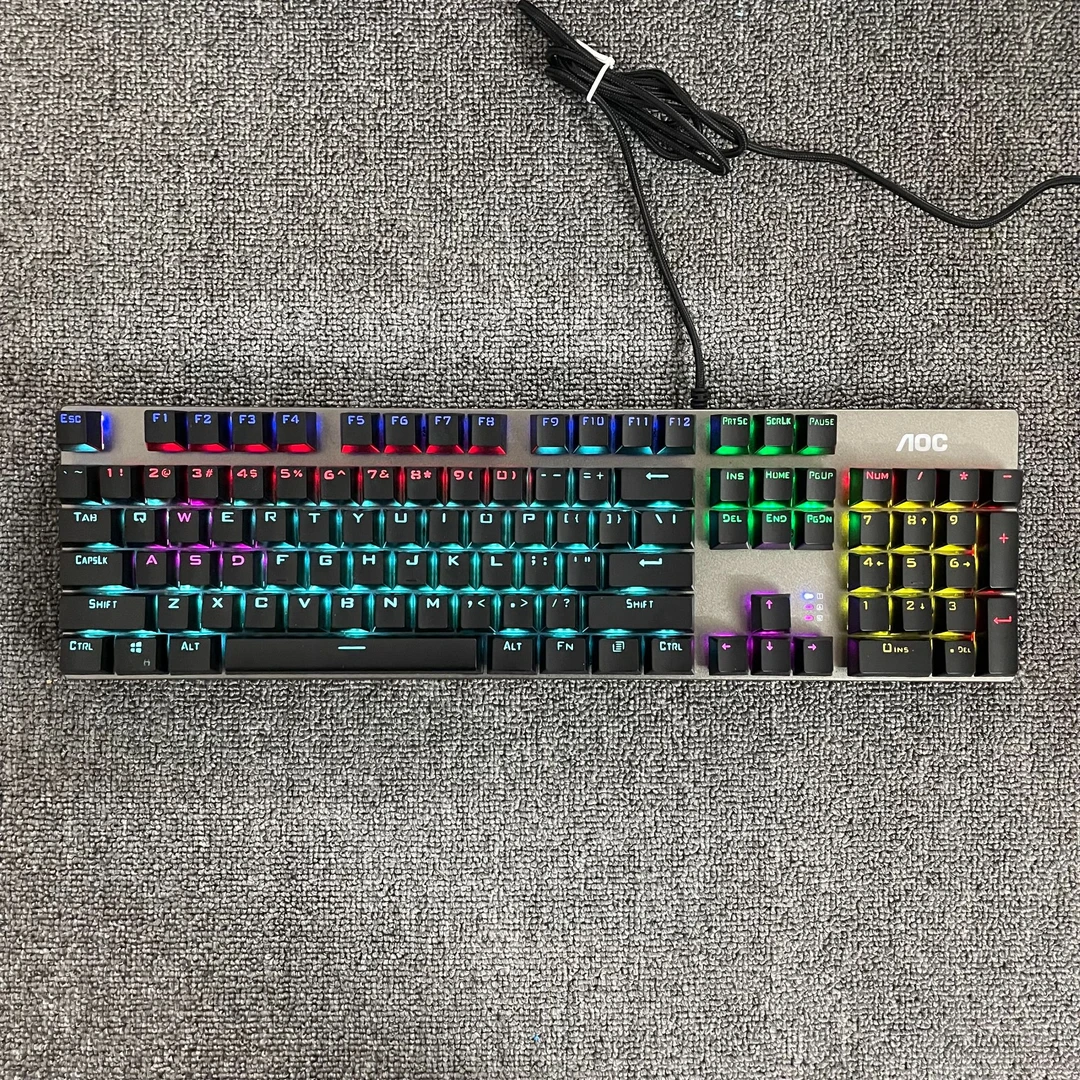 95新  GK410金属面板青黑茶红有线电竞办公机械键盘通用