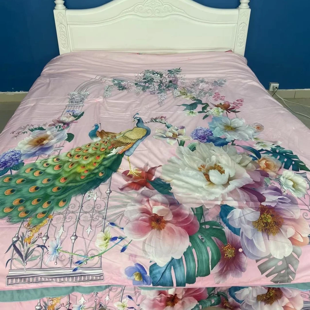 六斤左右蚕宝宝被两米乘两米三粉色孔雀