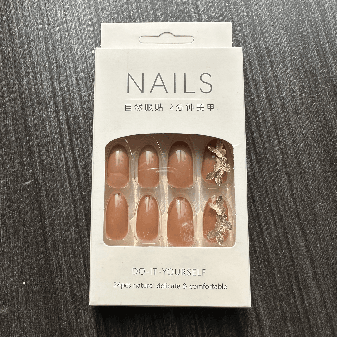 老王福利 穿戴甲手工甲亮片纯色款式随机