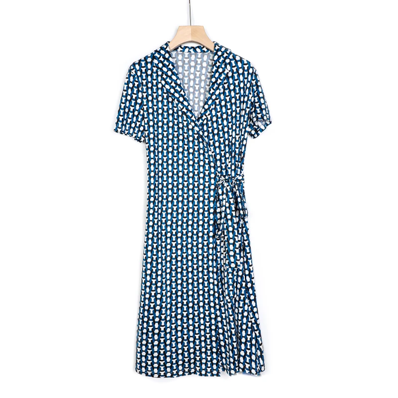 品牌女装连衣裙重磅桑蚕丝连衣裙侧开短袖V领包臀连衣裙21841