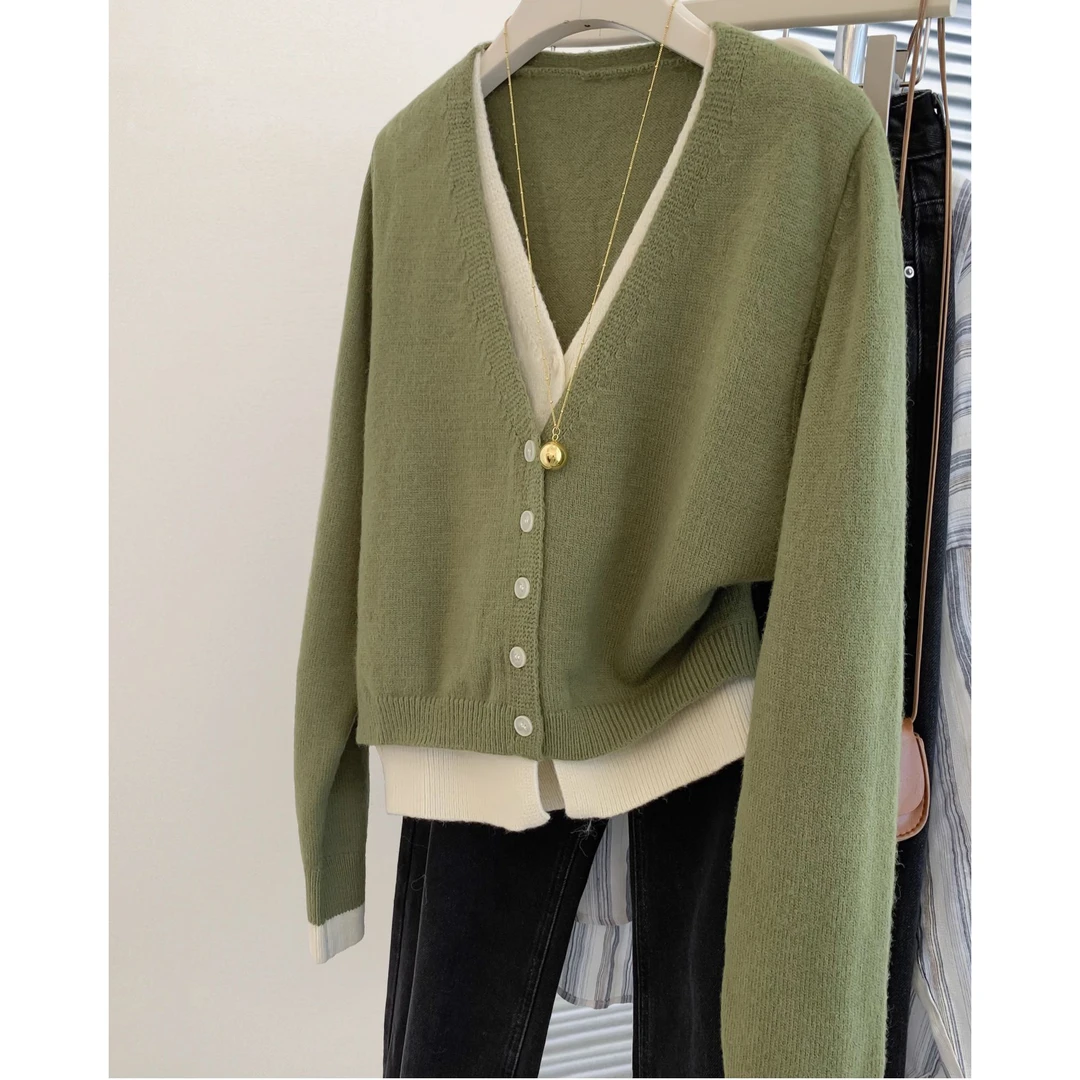 绿色v领假两件针织毛衣开衫女2024冬季宽松休闲慵懒风小个子上衣