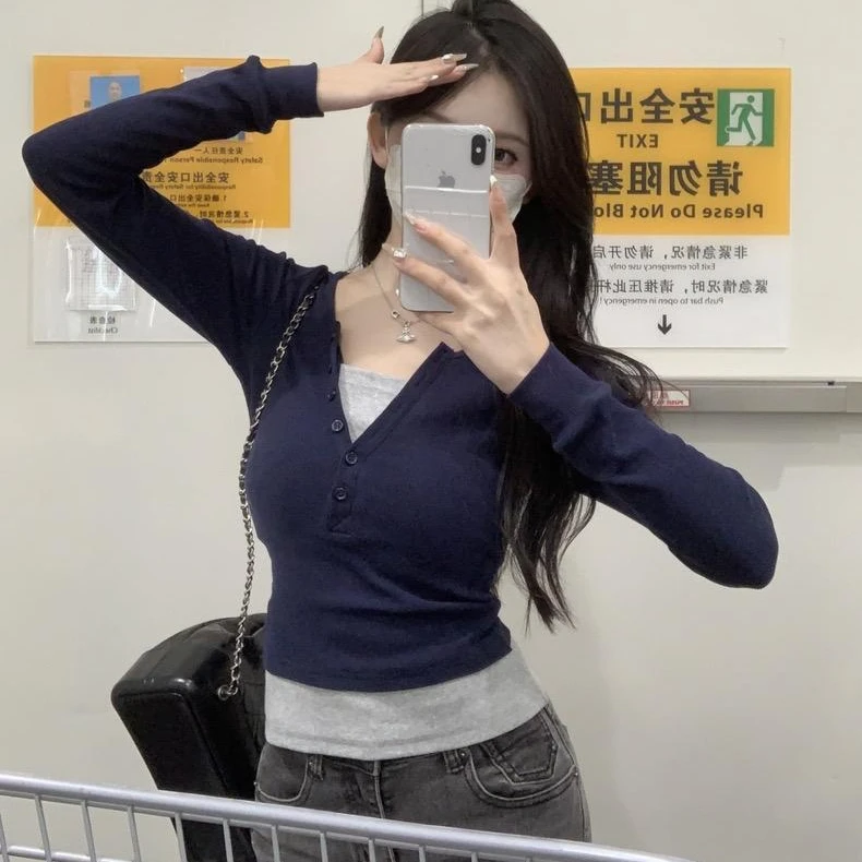 秋冬磨毛拼接撞色假两件长袖修身显瘦带胸垫设计感百搭保暖上衣