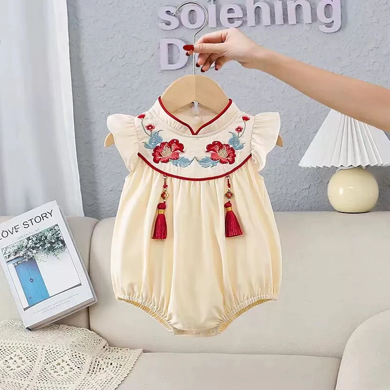 2024夏季新款婴儿中国风刺绣短袖连体衣新生儿女满月百日哈衣爬服