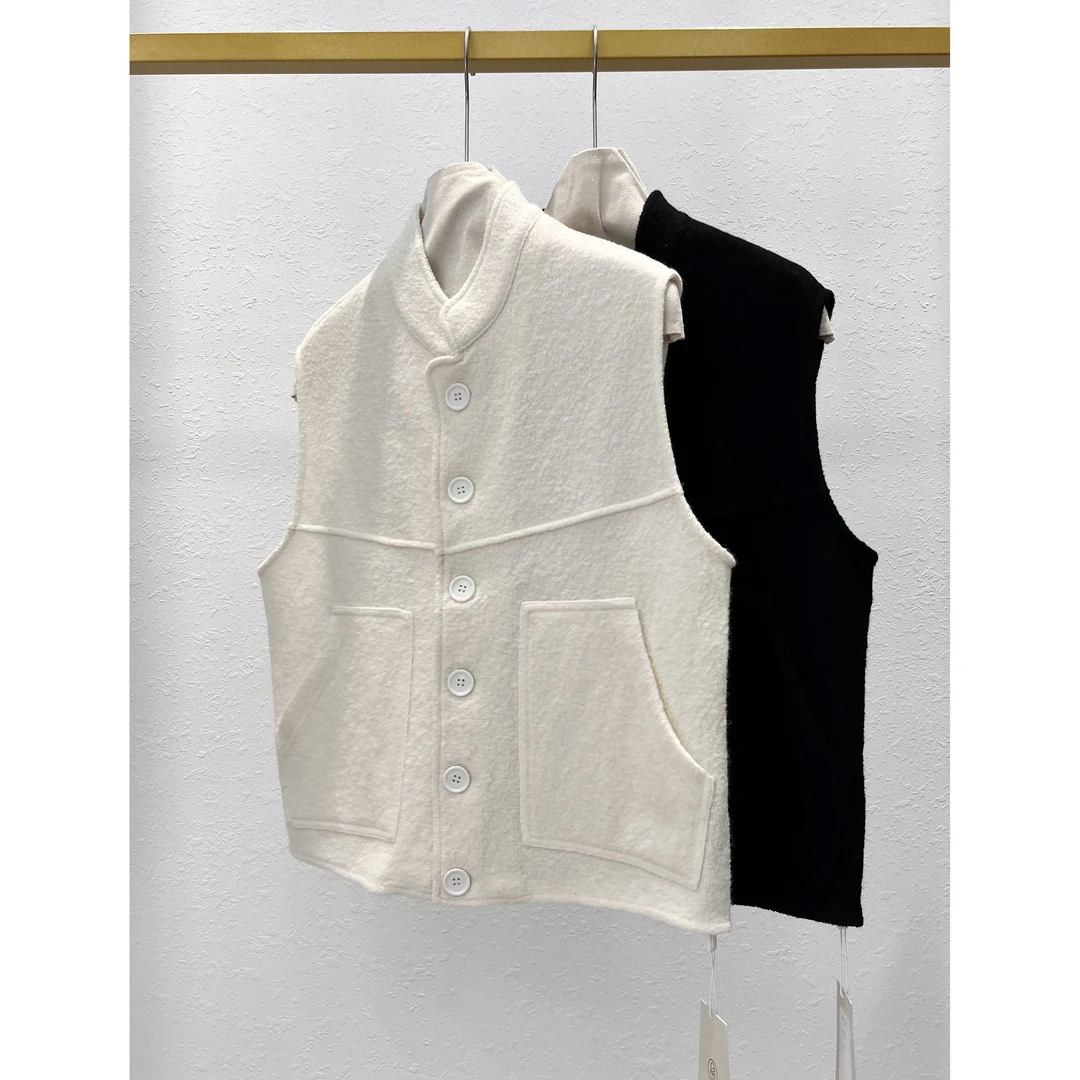 小立领无袖羊毛马甲 GM8603