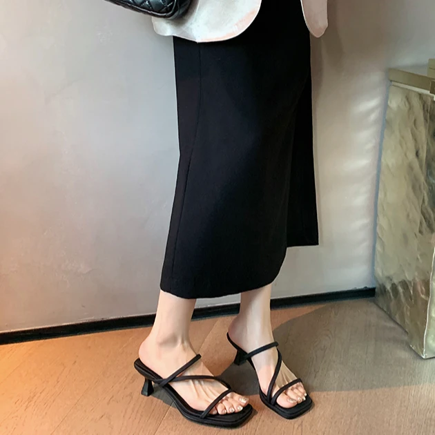 一字凉拖鞋女夏季2024新款气质外穿仙女风网红细跟配裙子高跟鞋