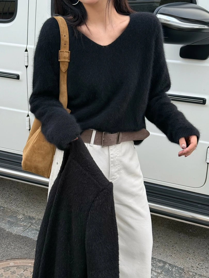 庄园风华韩范V领拼接纯色长袖浣熊衫秋季宽松开衩慵懒上衣2811