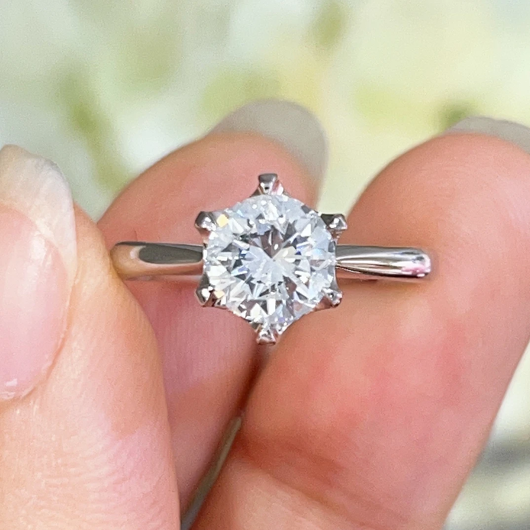 特价！一克拉钻石戒指 H色SI