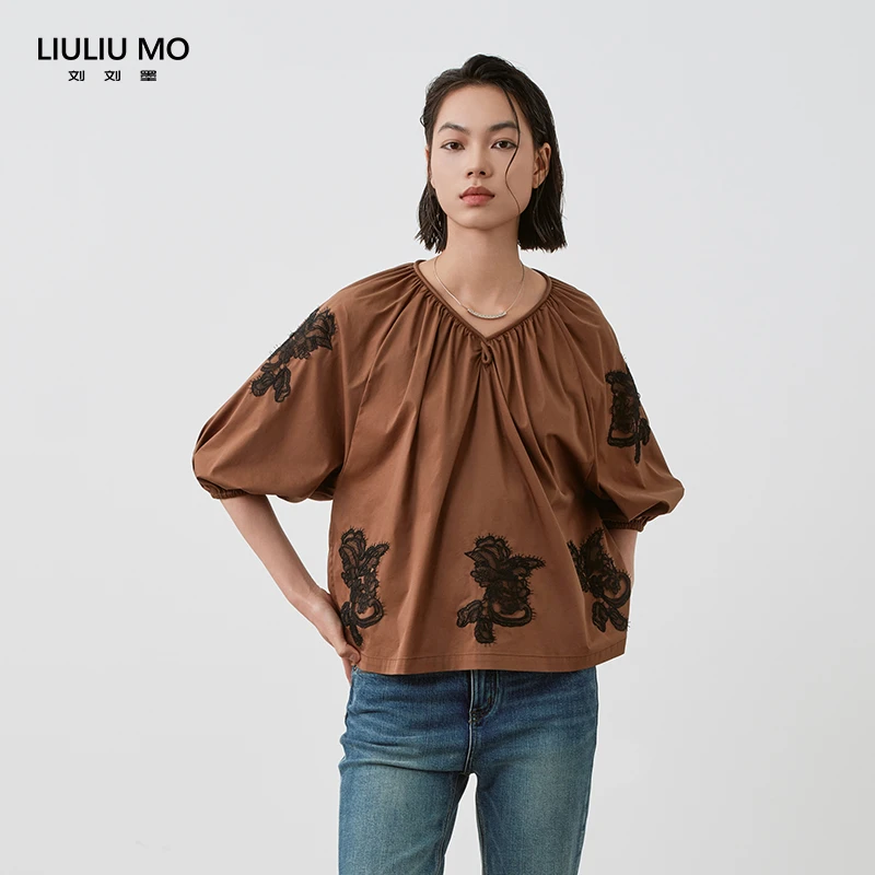刘刘墨轻奢高端手工蕾丝贴花V领宽松泡泡袖上衣高贵上档次女装夏