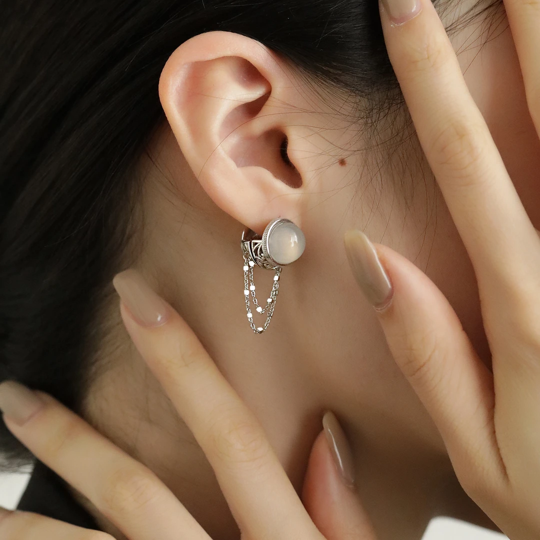 VANTIA/梵缇娅 925银耳饰 E19915<白月光流苏球>唐草纹耳扣女轻奢