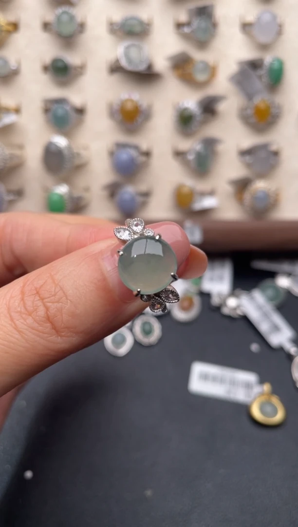 【闪购商品】翡翠戒指银S925镶嵌111111