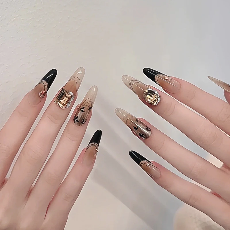 80穿戴甲高级感附近秋冬2025气质爆款网红显白美甲随风甲片美甲片