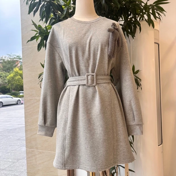 秋冬季新款宽松长袖中长款收腰连衣裙女休闲时尚百搭