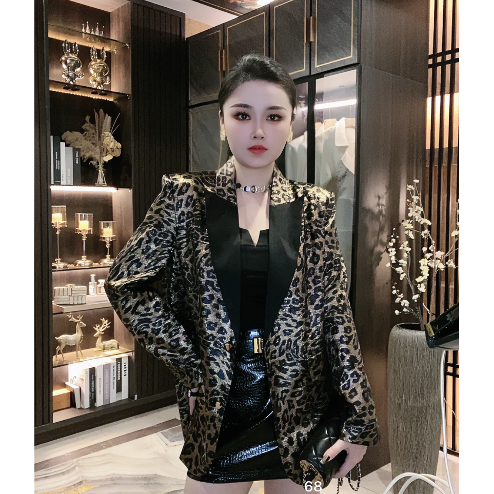 重工轻奢气质外套重工设计感时尚显瘦炸街小众设计师
