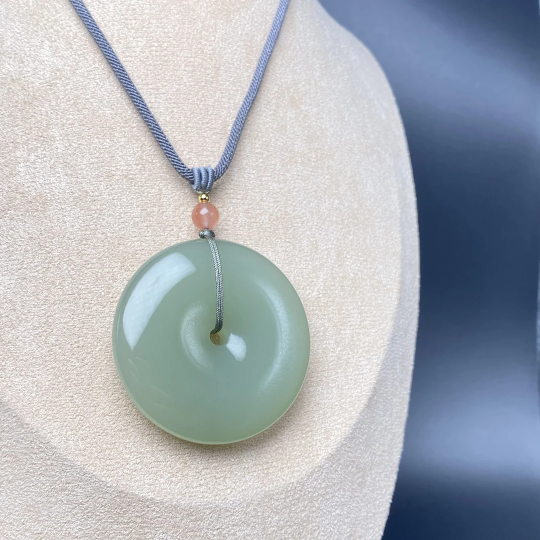 天然和田玉晴水（葡萄肉）大尺寸平安扣时尚百搭手工编绳简约