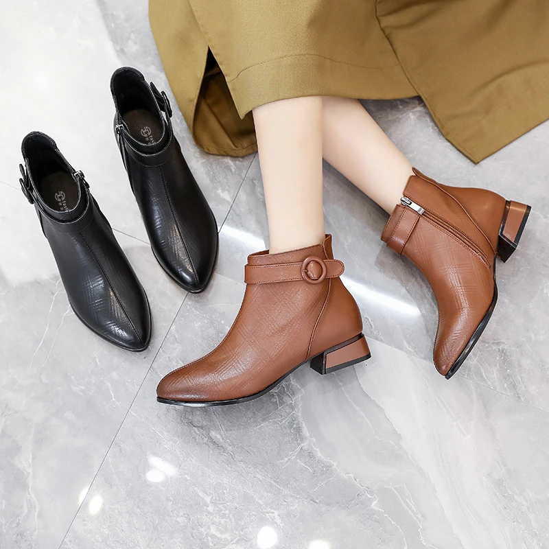 11658-2高跟鞋时尚女单靴秋冬复古粗跟马丁靴软底软面短靴