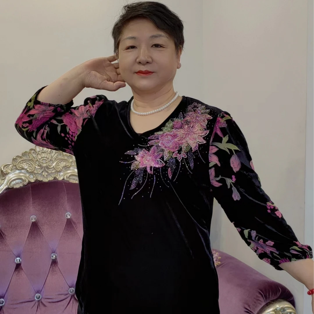 荣澜新款1249#秋装丝绒小衫