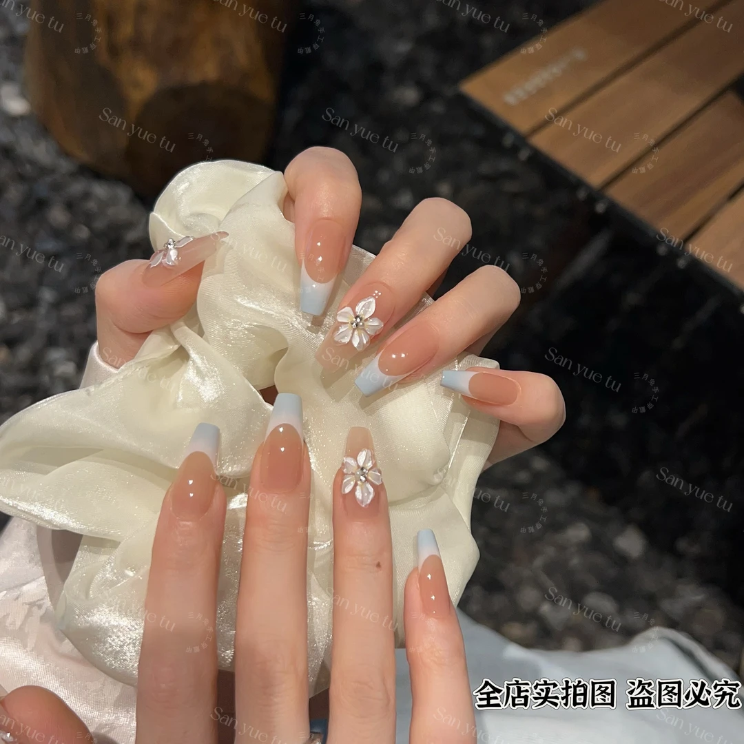 雪域冰花-三月兔【设计师高定款】手绘立体冰花法式穿戴甲