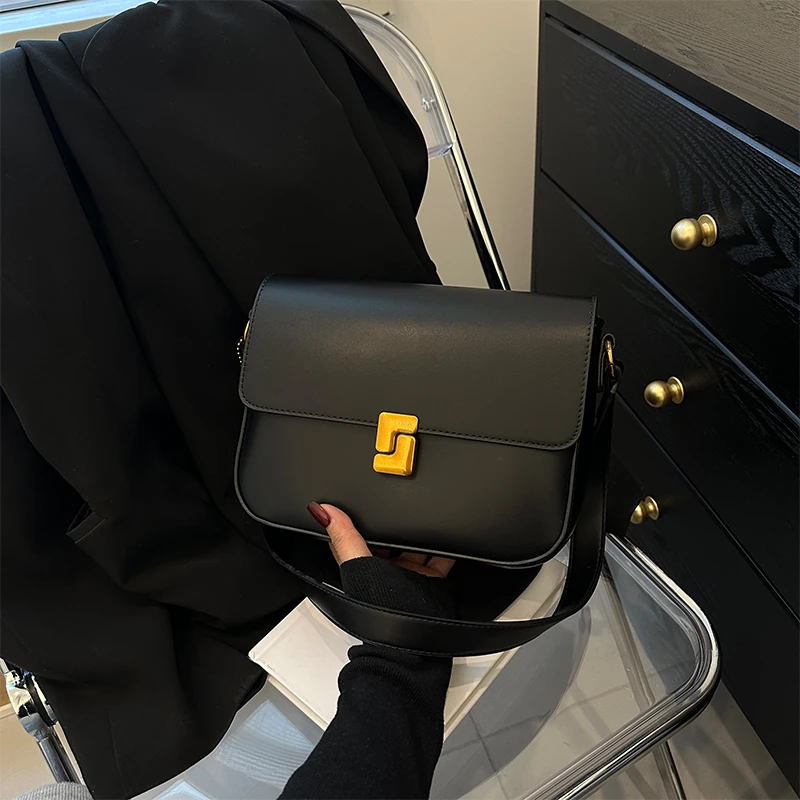 7157-黑色24款高端时尚轻奢女士百搭单肩简约休闲斜挎通勤包