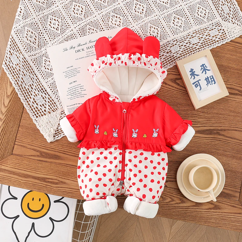 拜年服加厚加绒婴儿连体衣男宝宝红色喜庆冬季新年点点兔厚棉哈衣
