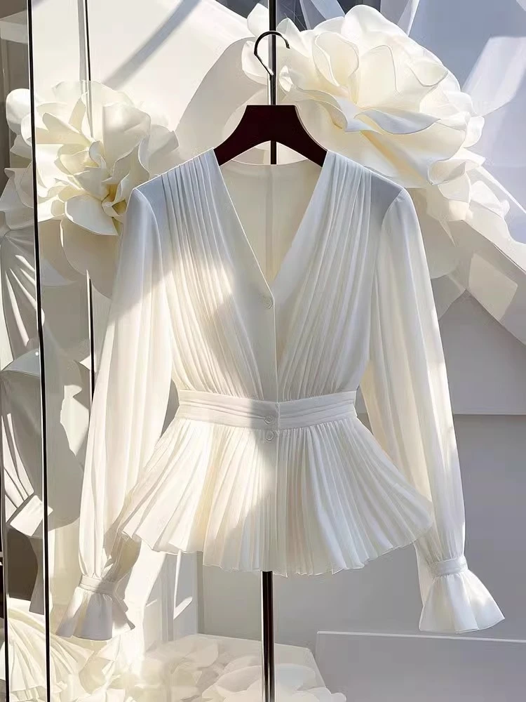 早秋独特漂亮小衫轻熟法式小众别致绝美高级感白色褶皱长袖衬衫女