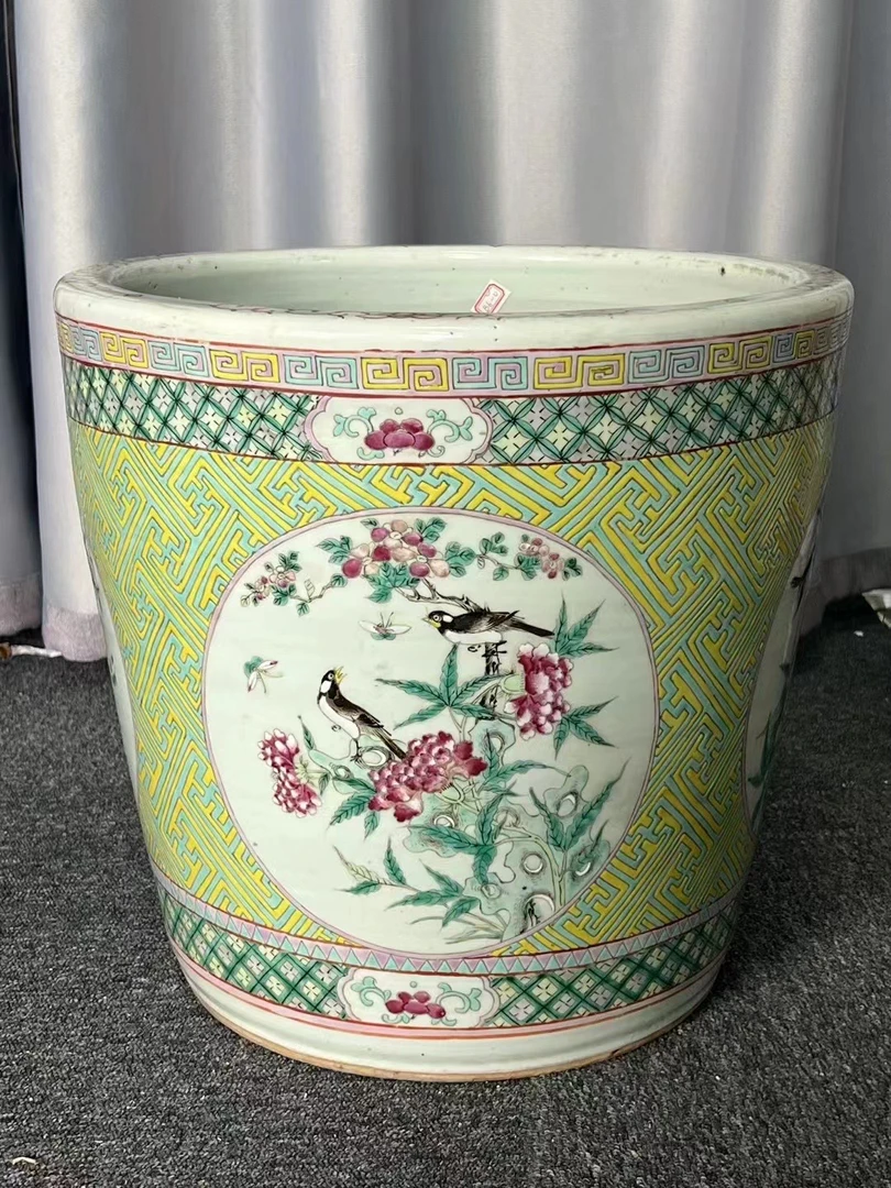 粉彩花鸟大花盆种花