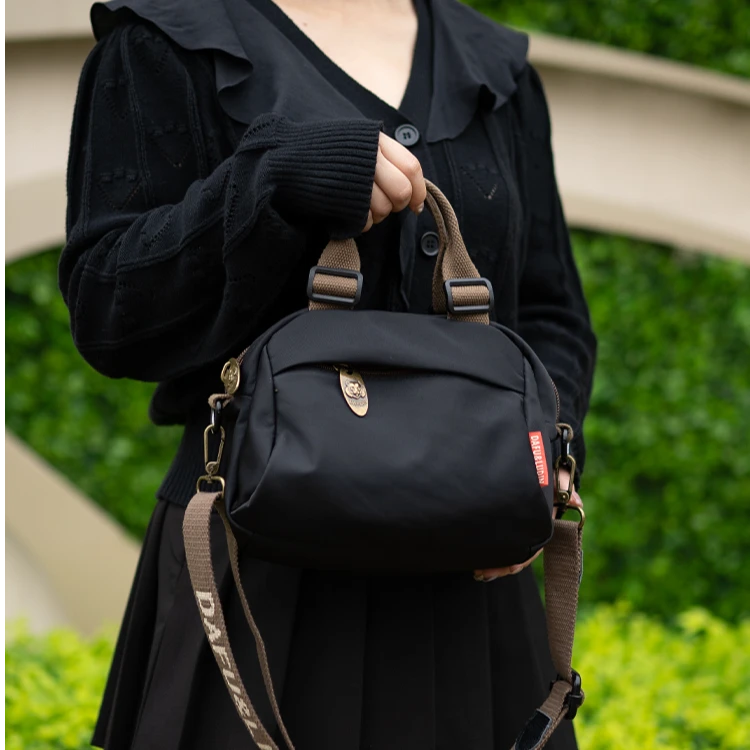 达芙露迪全新2025年大容量秋冬新款简约便携布包防泼水单肩斜挎包