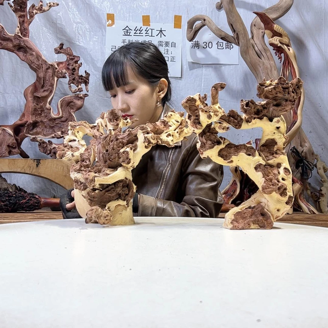 【闪购商品】雕刻木材郭*新608