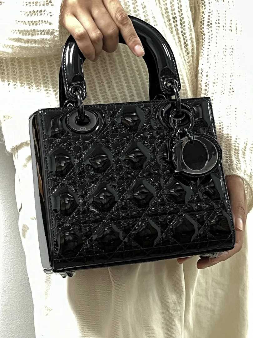 99新 DIOR/迪奥 四格戴妃黑金漆皮手提包