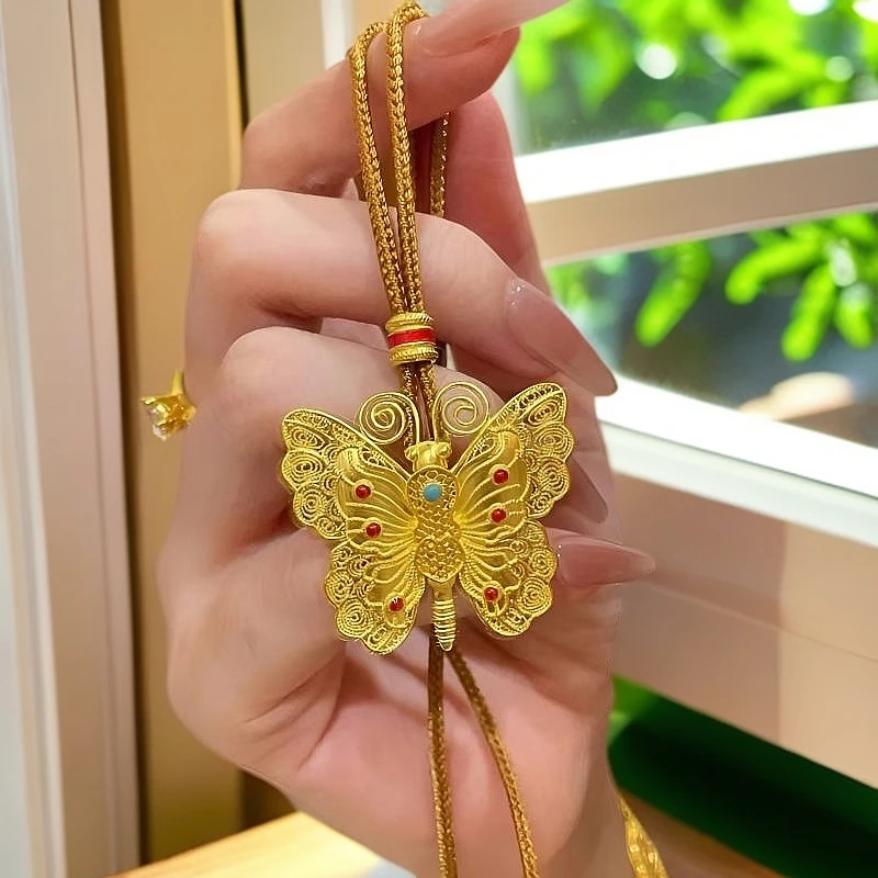 合金吊坠 轻奢复古黄金蝶影项链手工编织蝴蝶吊坠毛衣链配饰饰品